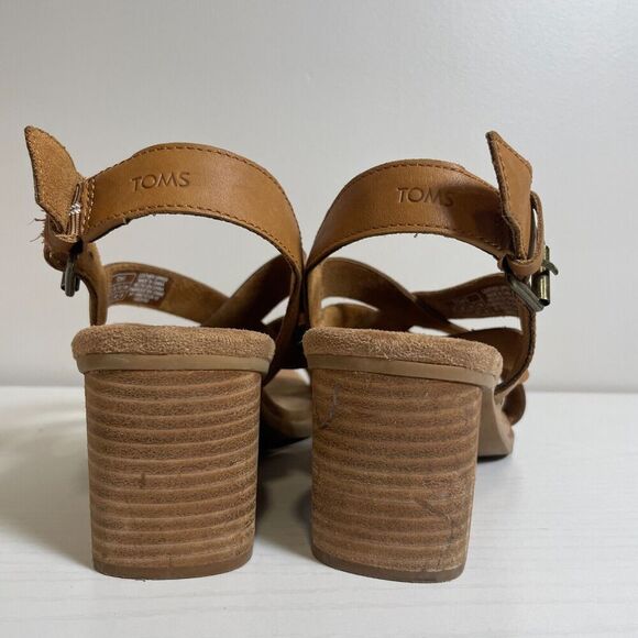 TOMS Footwear Gracie Tan Leather Wedge Sandal Size 9 Brown Strappy Buckle - Picture 2 of 8